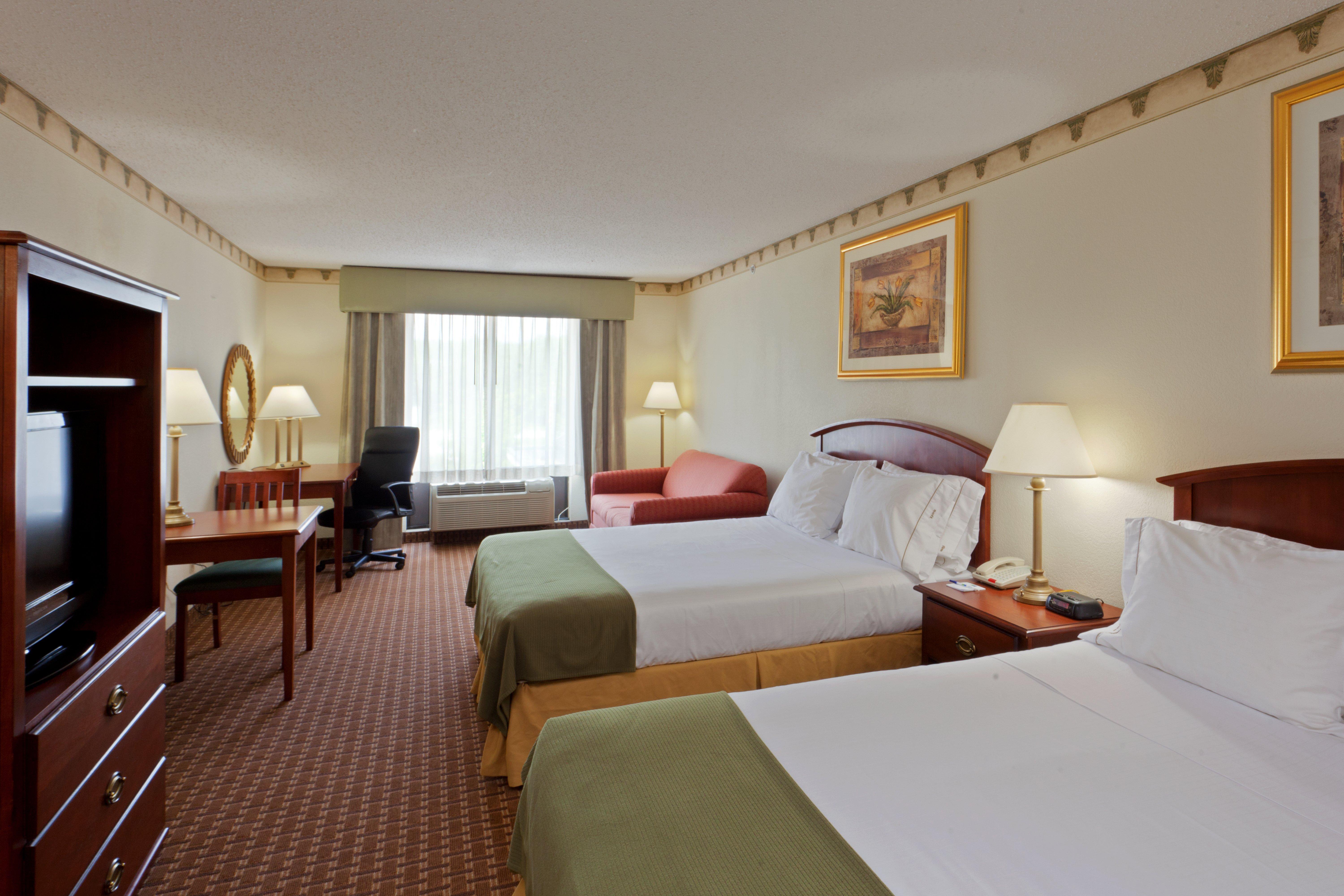 Holiday Inn Express Hotel & Suites-North East By Ihg Exterior foto