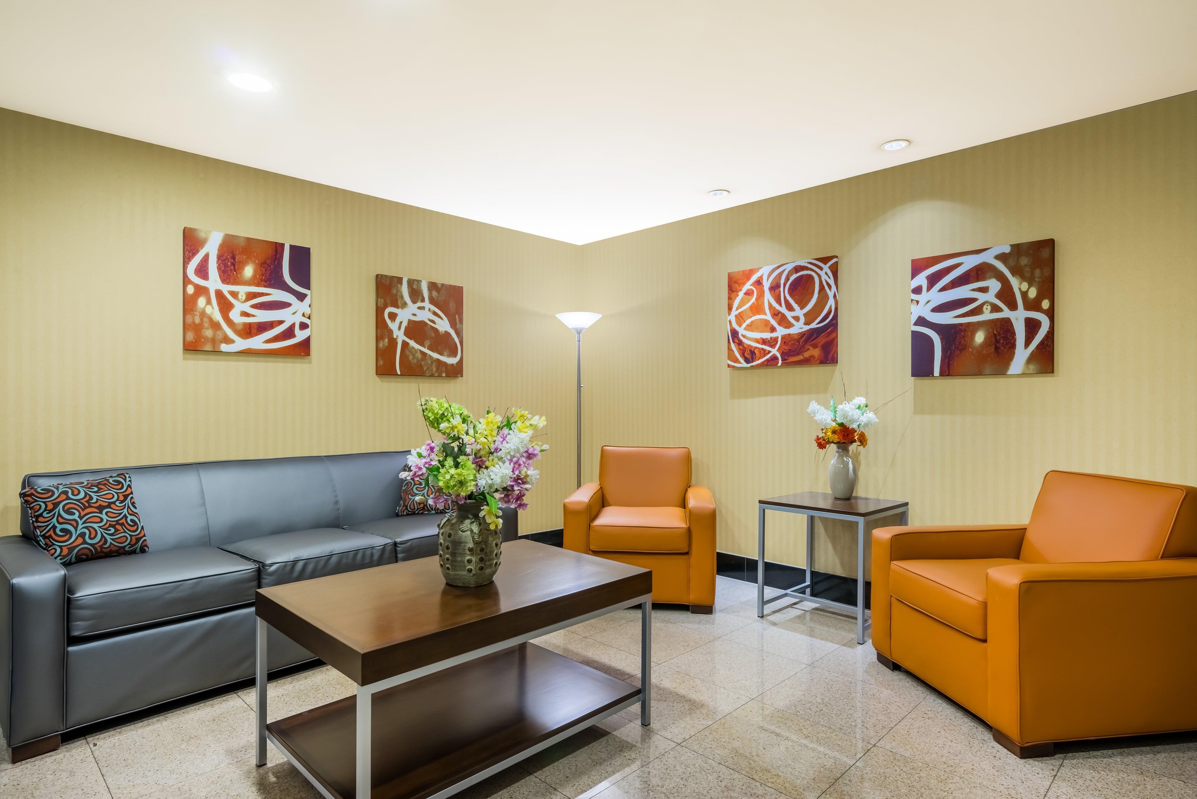 Holiday Inn Express Hotel & Suites-North East By Ihg Exterior foto