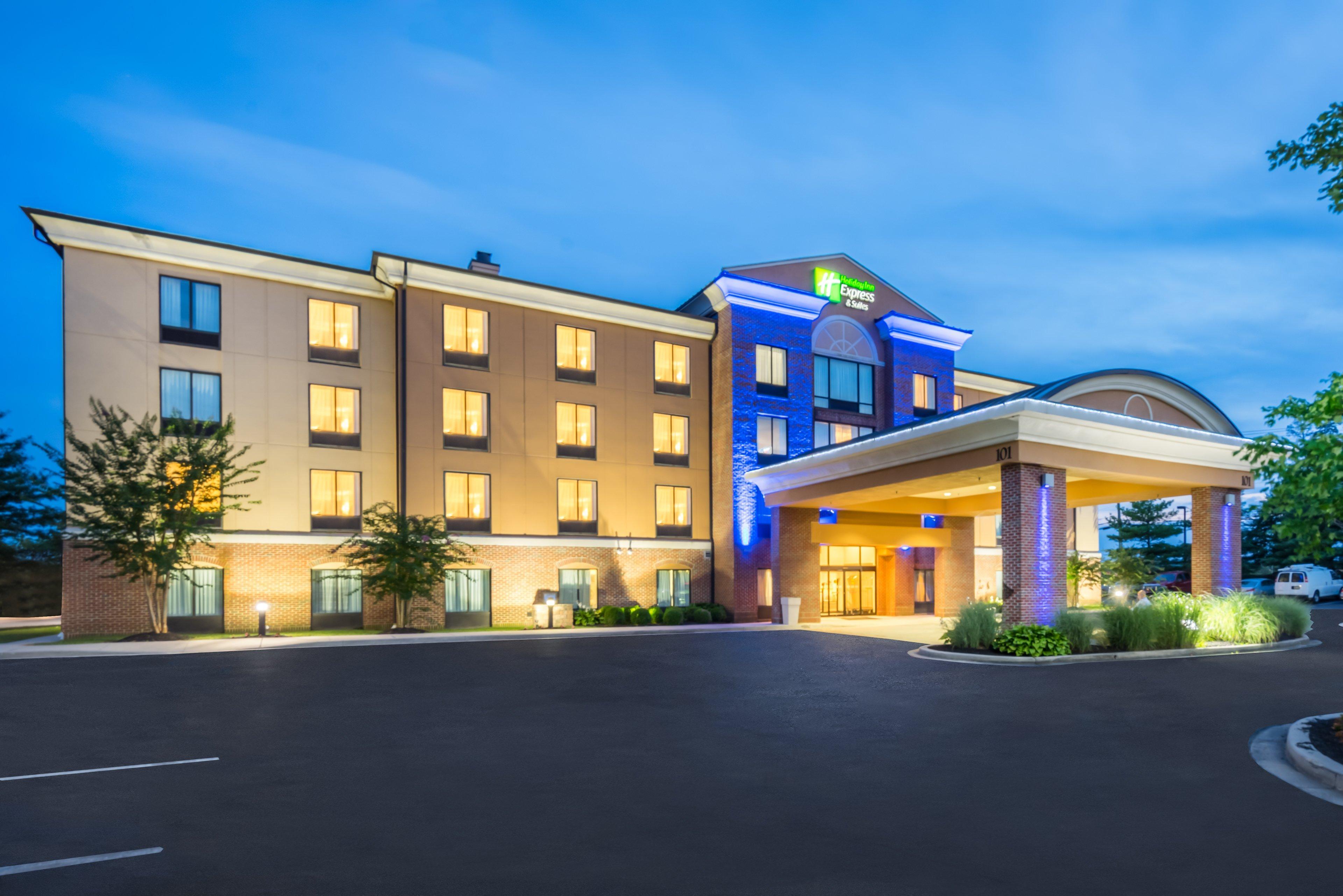 Holiday Inn Express Hotel & Suites-North East By Ihg Exterior foto