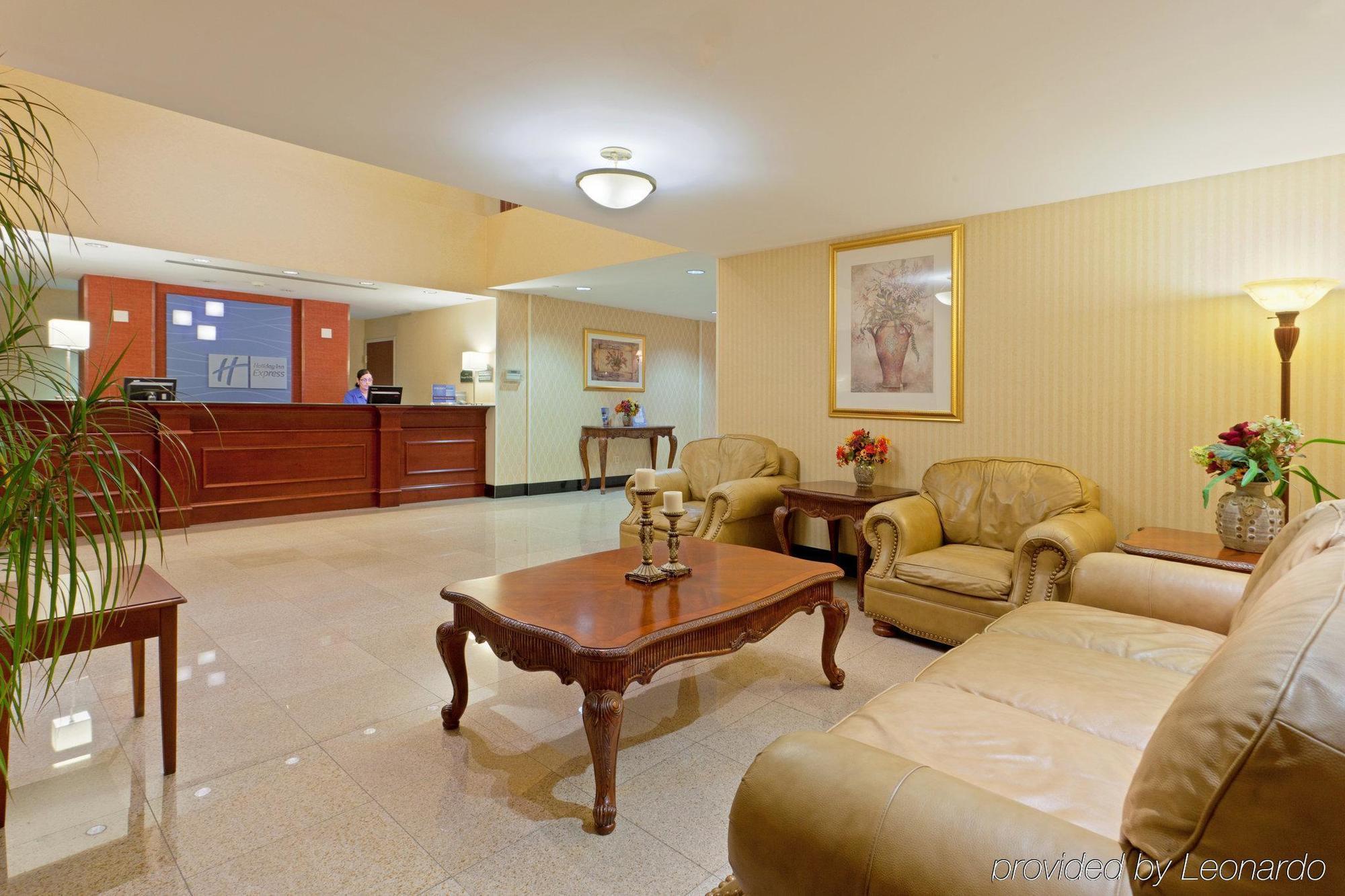 Holiday Inn Express Hotel & Suites-North East By Ihg Interior foto